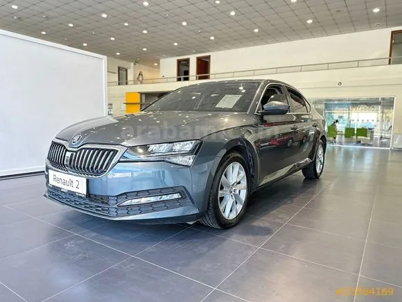 Skoda SuperB 1.6 TDI Active Image 2